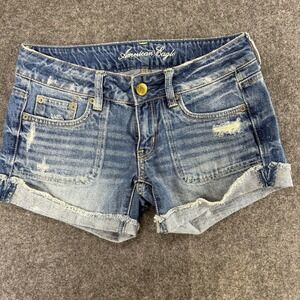 American Eagle‎ Women's Mom Shorts Cuffed Distressed Size 2 High Rise Blue